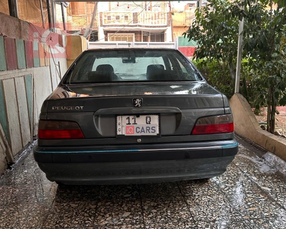 Peugeot 405